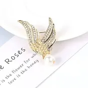 Vintage Style Gold Angel Wings Hijab Pin